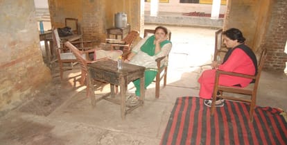 Four school in one campus, In front of the liquor contract, read the full news in one click