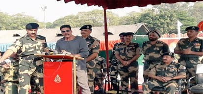 Akshay Kumar met Home minister Rajnath singh and thanks him for supporting in his social causes