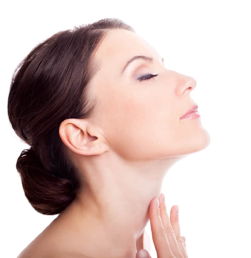 If black colour of neck becomes the reason of your shame then try this 15 minute solution