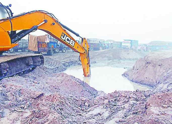 Sand mining in the Yamuna, keeping the standards in mind