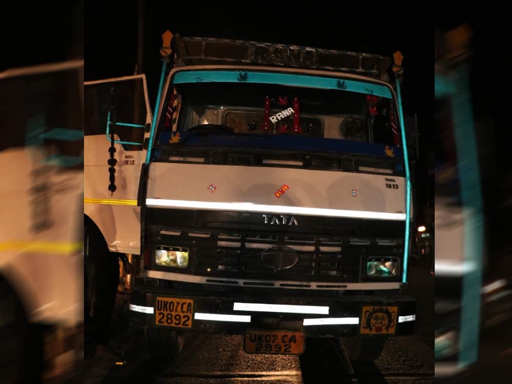 Uncontrollable dumper crushed many people