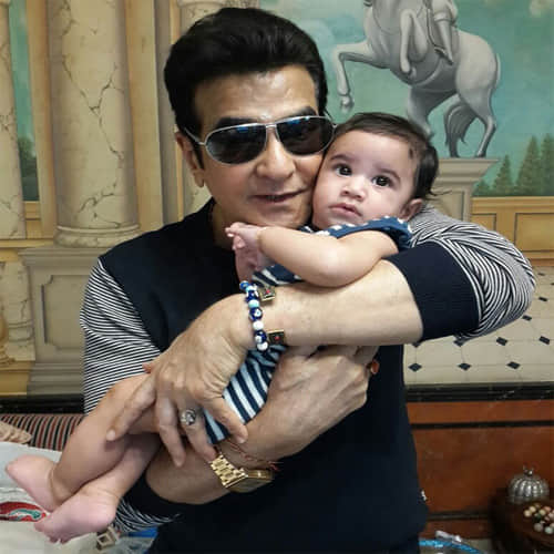 tusshar kapoor  said why he became single father of laksshya by surrogacy