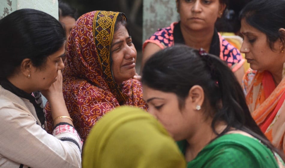 businessman and accountant shot dead in narela 