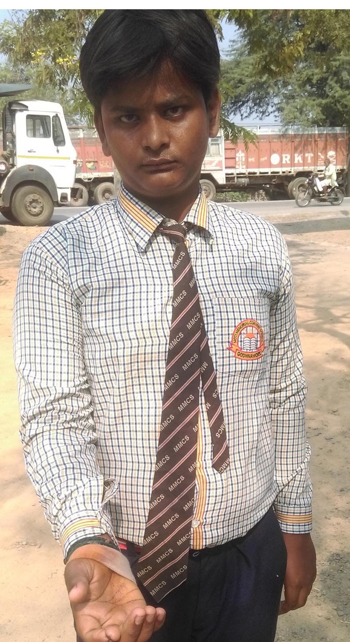 School Manager beat student in chandauli