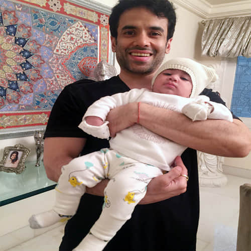 tusshar kapoor  said why he became single father of laksshya by surrogacy