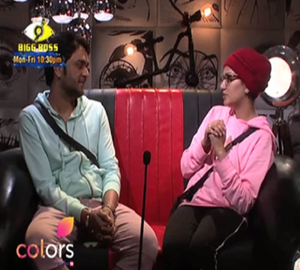 Bigg boss is akaash dadlani calling gay to priyank  