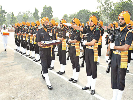 97 jawans take oath of defense of the country