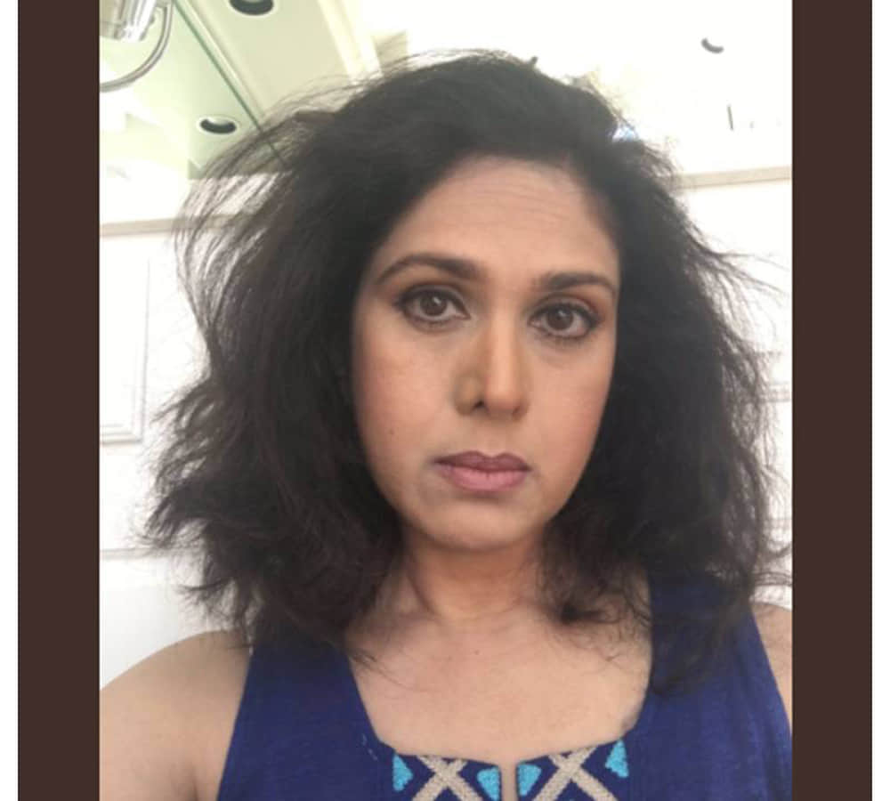 film actress meenakshi seshadri photo viral on social media