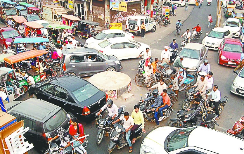 accident occur on city road