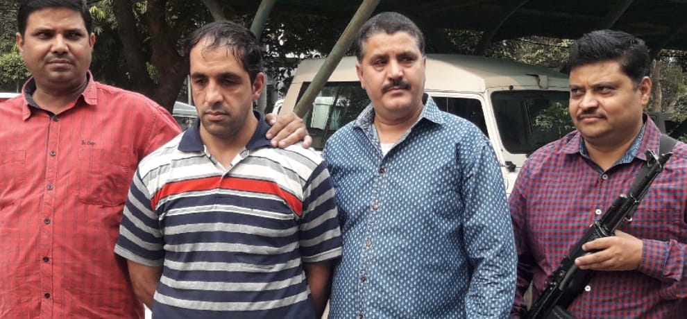 heroine of two crores caught by police from citizen of Afghanistan 
