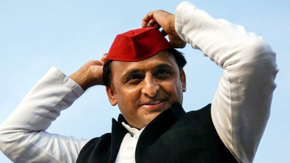 akhilesh yadav statement about sardar patel jayanti holiday