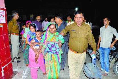 truth behind girl children thrown out of the train.