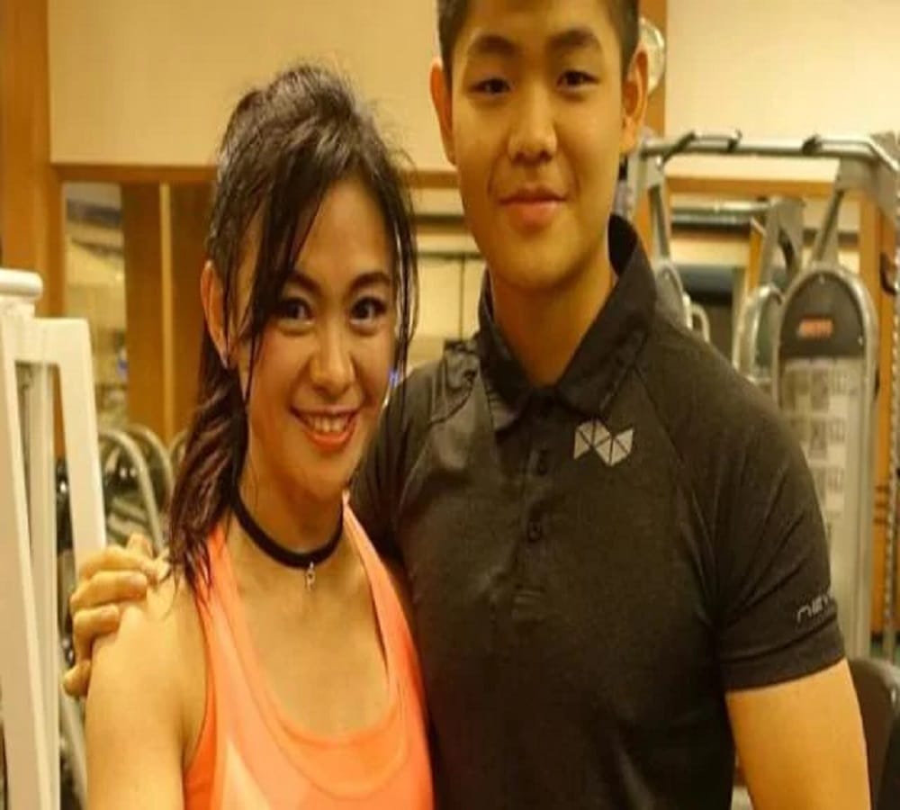 People thought them as boyfriends girlfriend but she is his mom