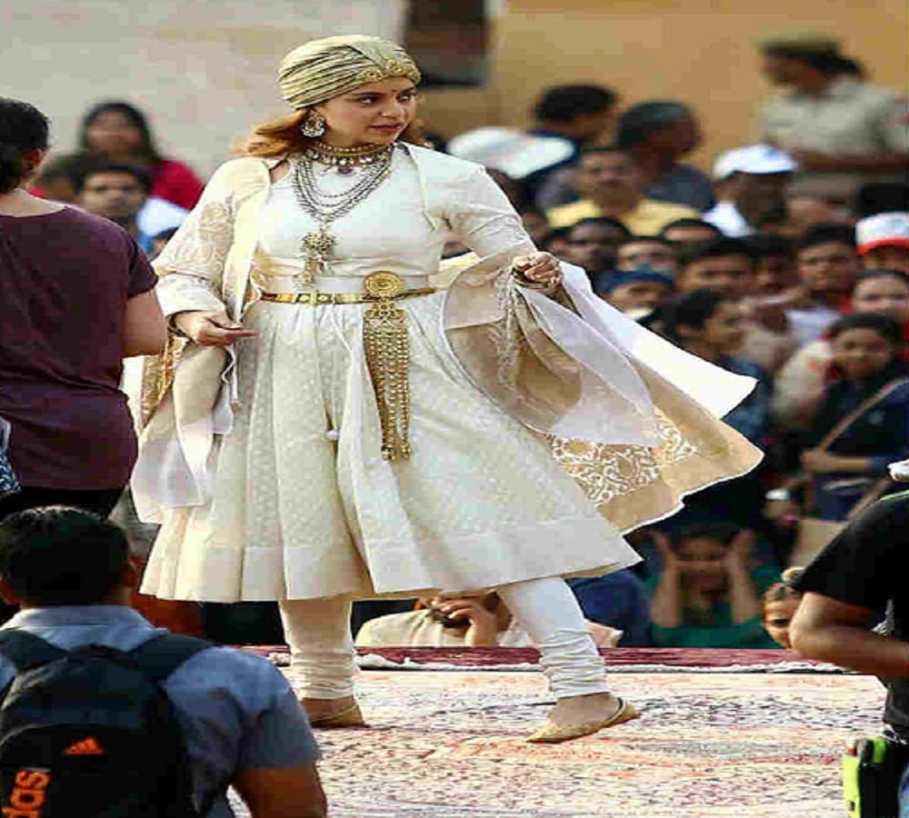 first look of film Manikakarnika Kangana Ranaut Rani Laxmi Bai is out