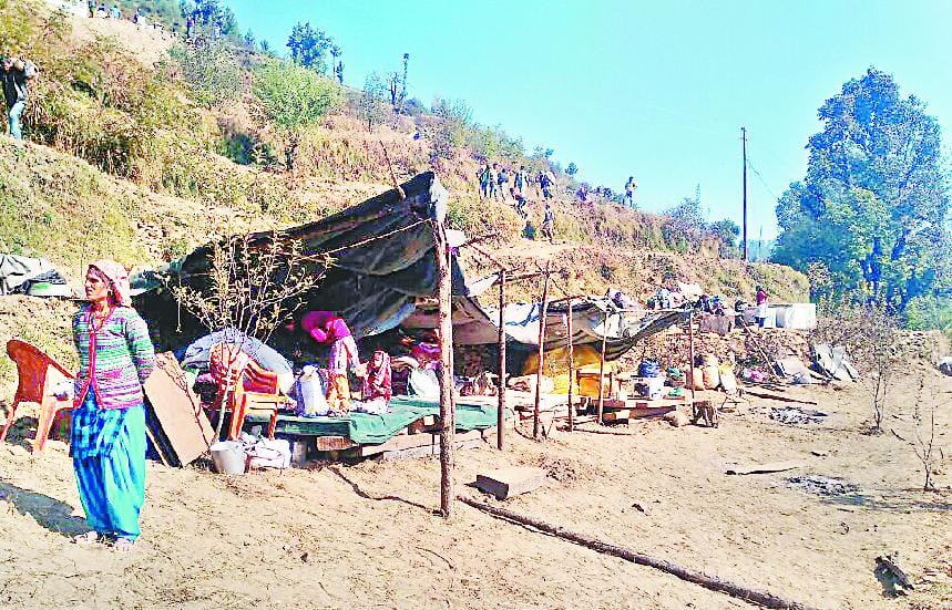 डाहर आगजनी: बेघर परिवारों का आंकड़ा 33 पहुंचा