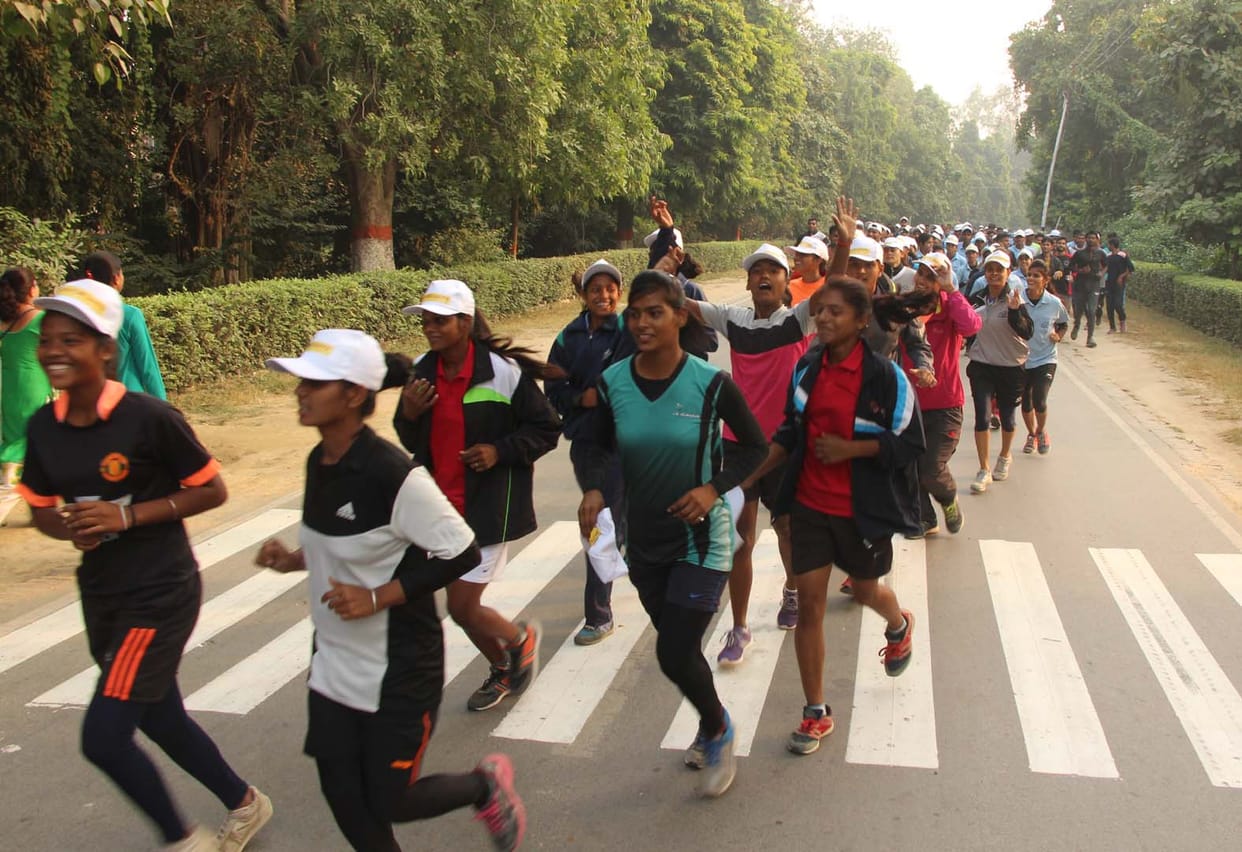 deputy chief minister will varanasi for run for unity