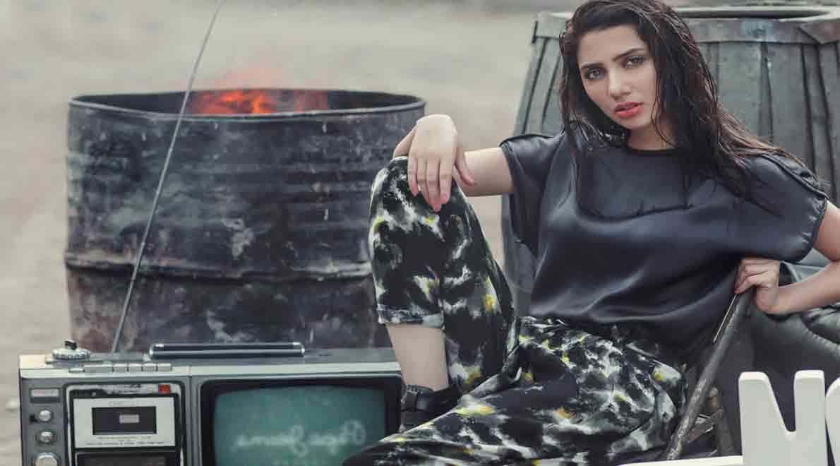mahira khan dance on kala chasma song of katrina kaif