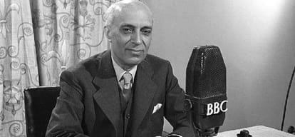 know about the policy of sardar Vallabhbhai Patel on kashmir issue