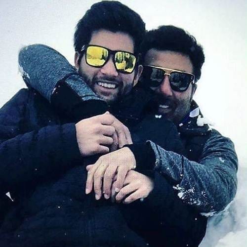 Emotional Sunny Deol is feeling sorry for his son Karan deol