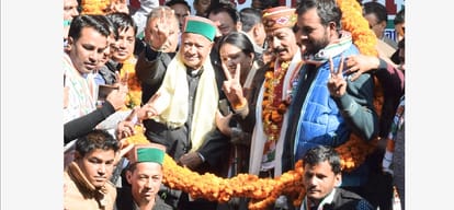 cm virbhadra singh rally at kullu bhunter