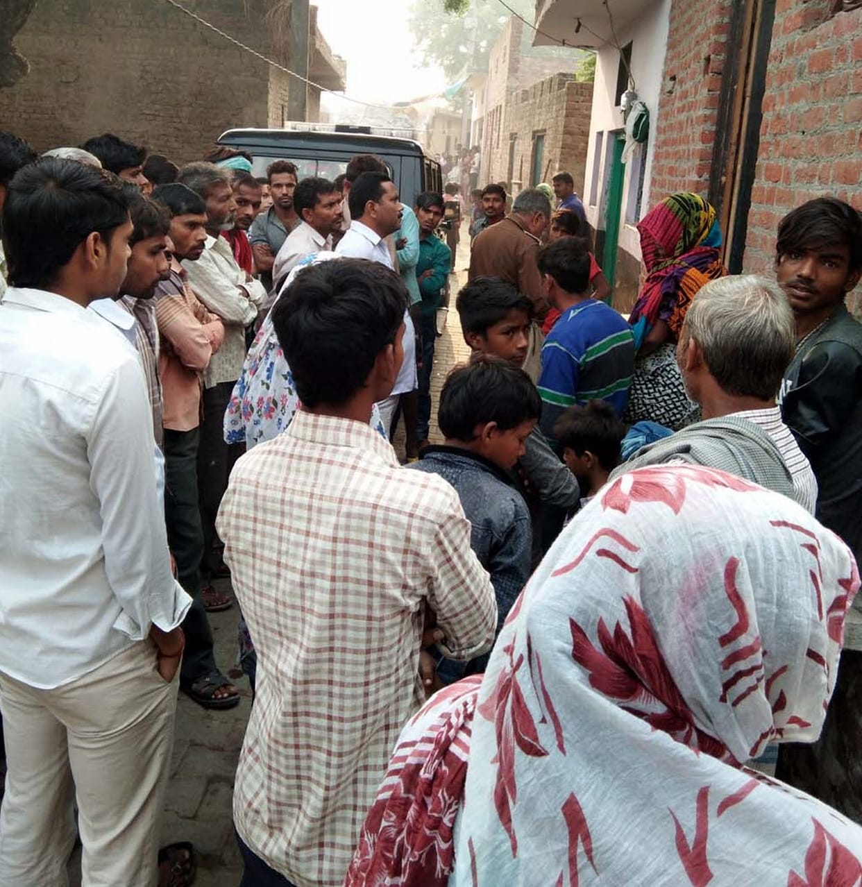 बैंक कर्मी ने फांसी लगाकर जान दी