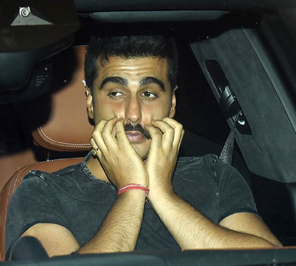 Aditya Roy Kapur, Alia Bhatt, Katrina Kaif and Arjun Kapoor are enjoying  late night party 