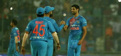 ashish nehra farewell from international cricket twitterati goes crazy