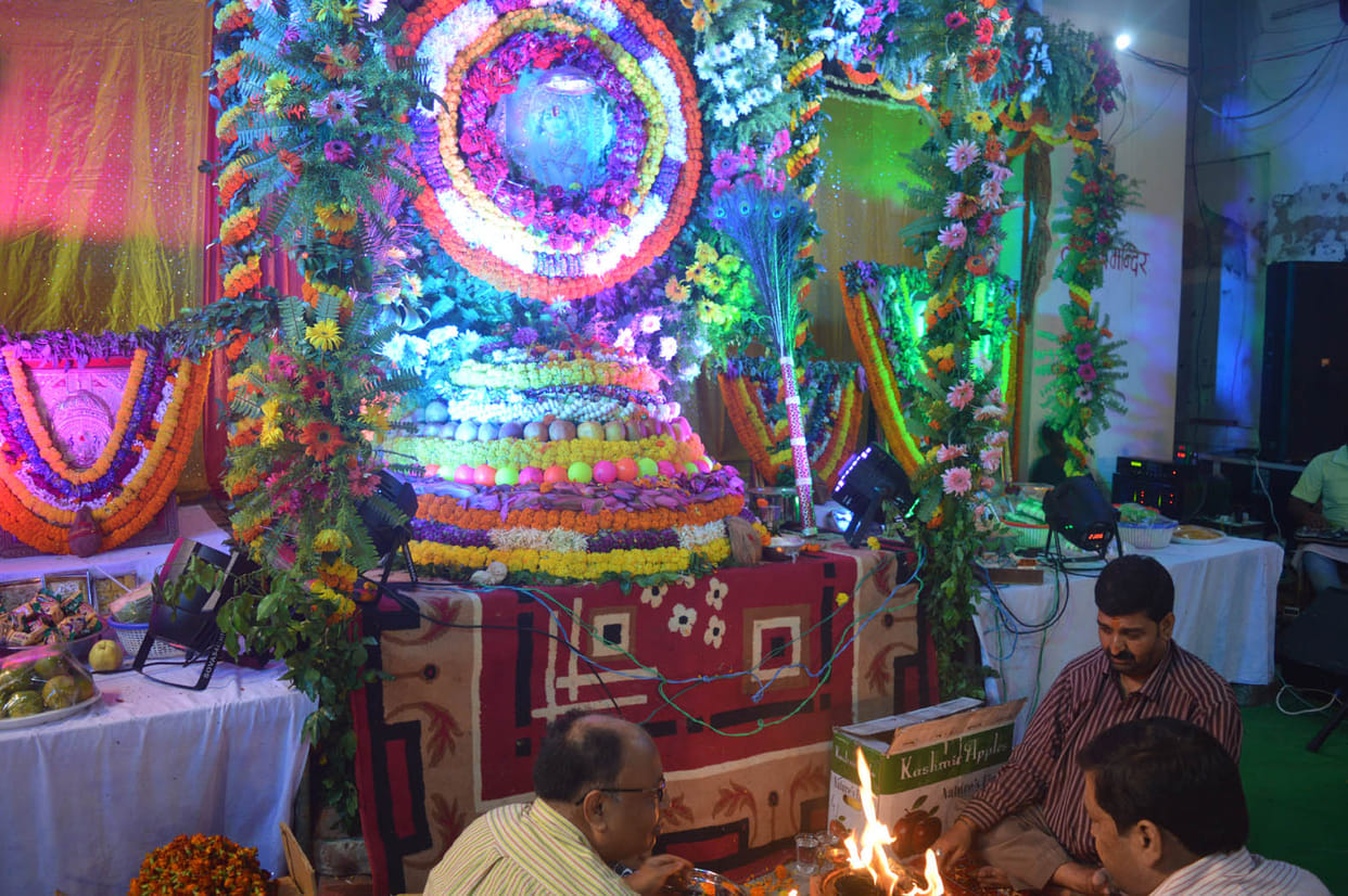Baba Khatu Shyam's fun-loving devotees