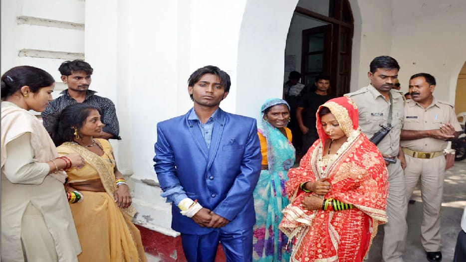 dulha-dulhan were beaten in their marriage by Dabangg
