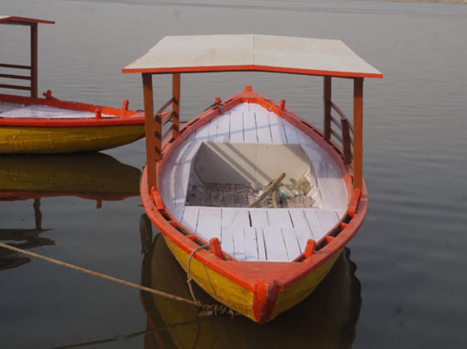 Preparations for the festival of dev deepawali in varanasi