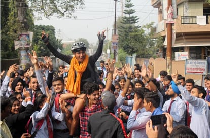 graphic era university student pardeep make world record in cycling