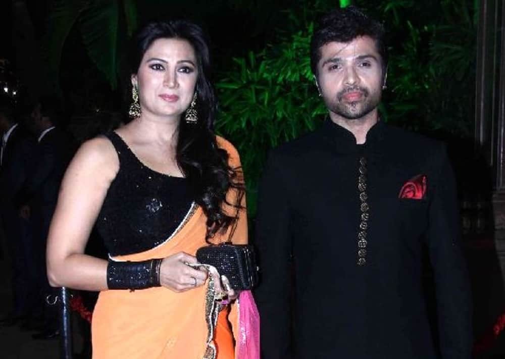 Himesh Reshammiya girlfriend sonia kapoor is staying With Him at oberoi sky heights lokhandwala