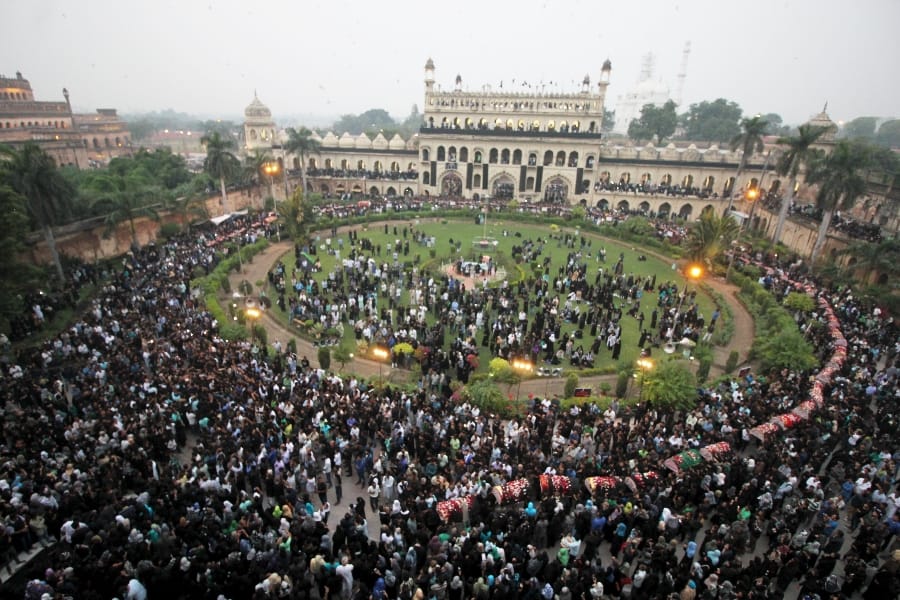 March in memory of martyres of karbala in Lucknow.