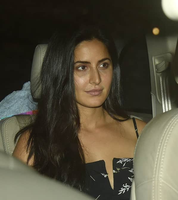 Aditya Roy Kapur, Alia Bhatt, Katrina Kaif and Arjun Kapoor are enjoying  late night party 