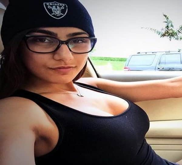From Mia Khalifa Sunny Leone To These Actress Who Retired From The Adult Industry