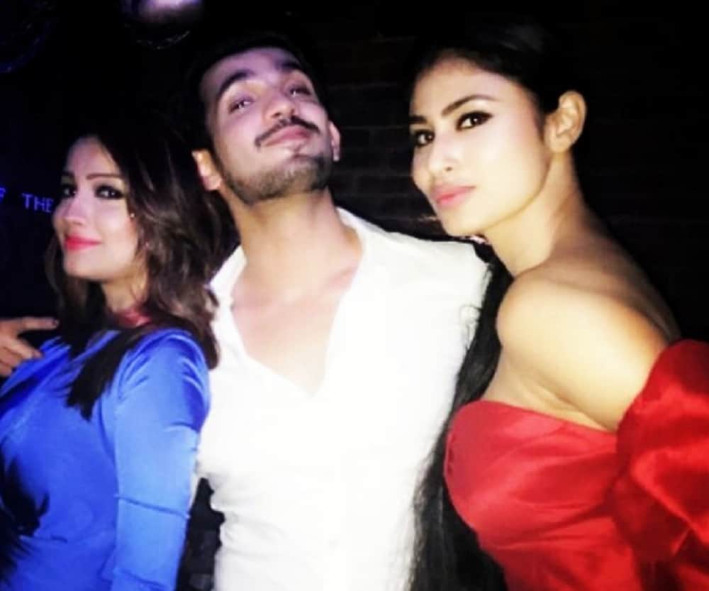 Mouni Roy Ankita Lokhande Drashti Dhami attended birthday bash of Naagin actor Arjun Bijlani 