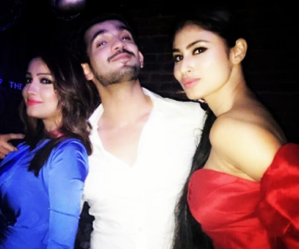 Mouni Roy Ankita Lokhande Drashti Dhami attended birthday bash of Naagin actor Arjun Bijlani 