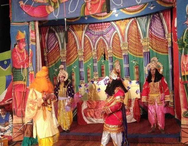 crowd at ramleela
