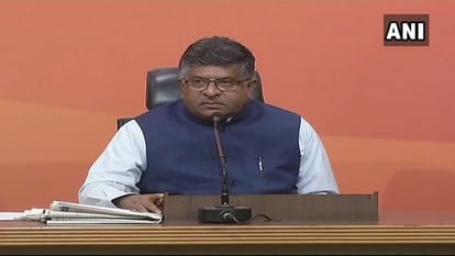 Triple Talaq Bill can be presented today in Parliament