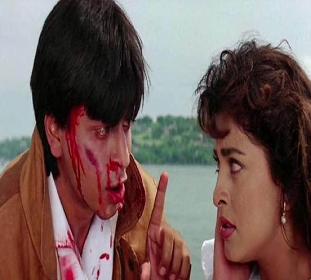 Shahrukh Khan started his film career with negative roll in film baazigar