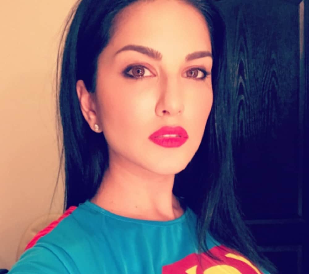 Sunny Leone dresses up as Superwoman for Halloween 