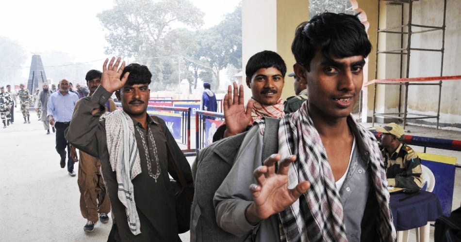India returned 11 Pakistani prisoners