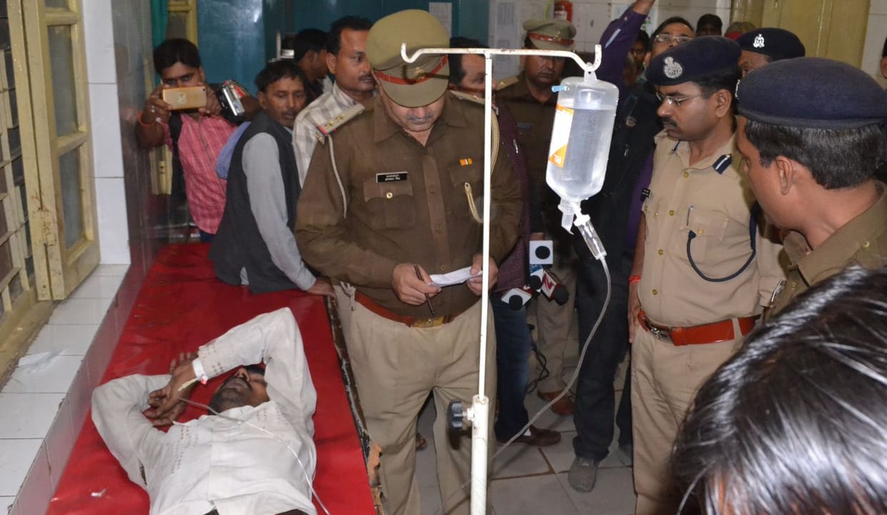Police loot 20 thousand prize money after encounter