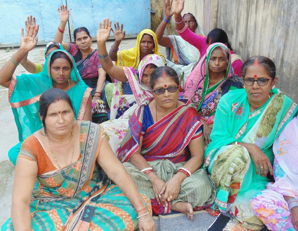 Aanganbadi workers blocked the block