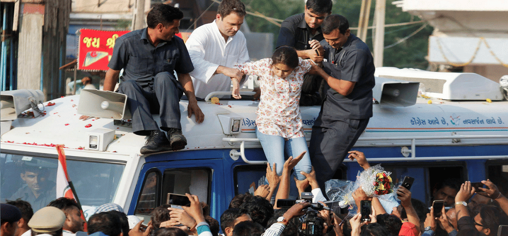 Mantasha Sheth Who Took A Selfie With congress vice president Rahul Gandhi
