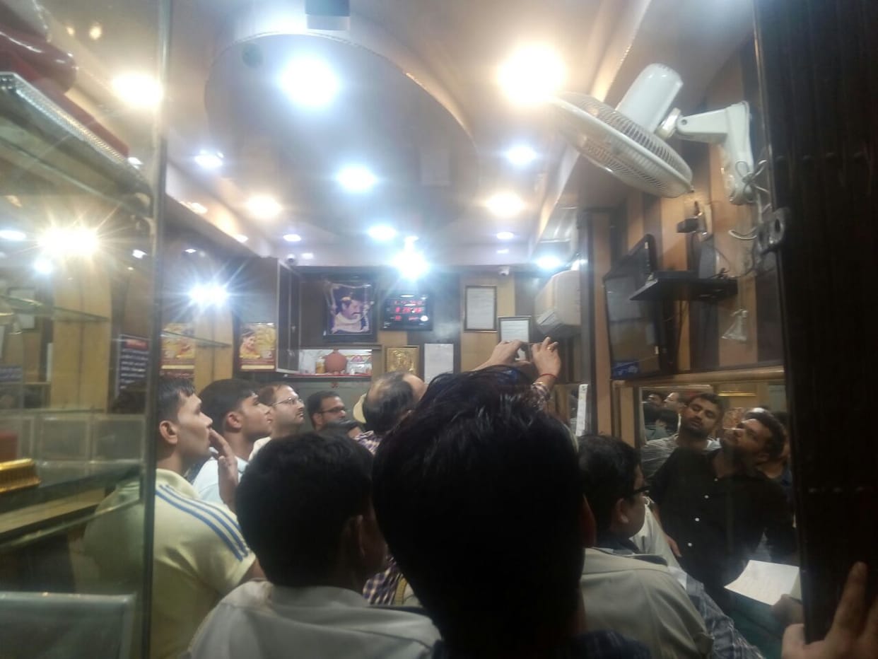 jewellery coast of 14 lakh looted in bhiwadi 