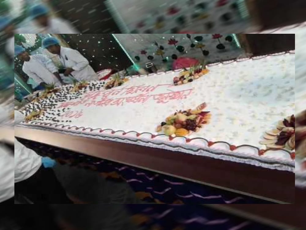  18 feet long cake will cut in uttarakhand foundation day 2017 celebration