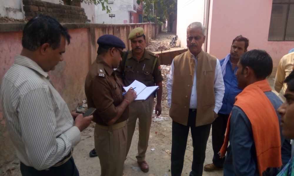man killed brutally in mainpuri 