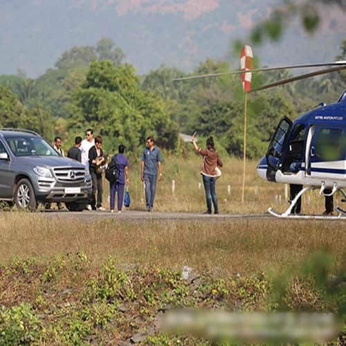 Little AbRam just does not want to return home from Birthday of father Shahrukh