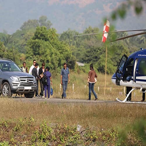 Little AbRam just does not want to return home from Birthday of father Shahrukh